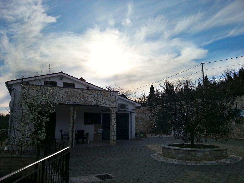 Villa Lara Karojba Номер фото