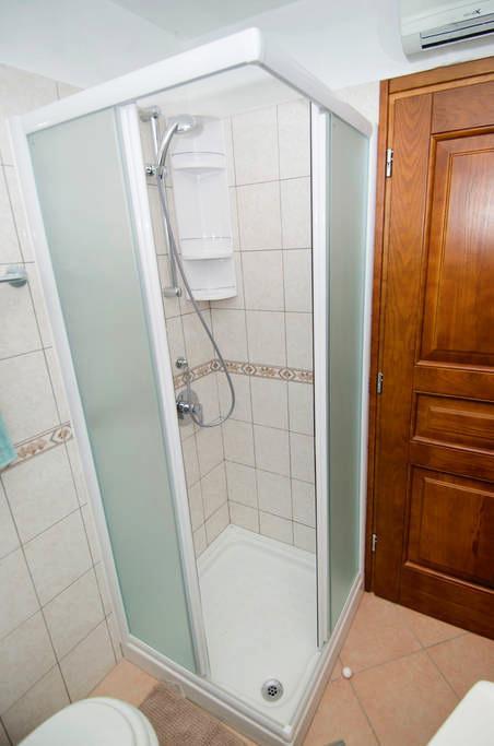 Villa Lara Karojba Номер фото
